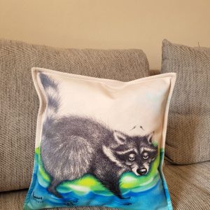 pagalvele meskenas poilsiauja
